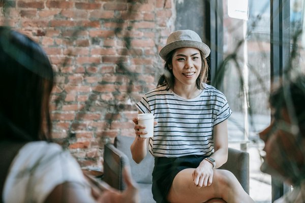 Mastering the Art of Layering: Top Tips for Springtime Style in the UK